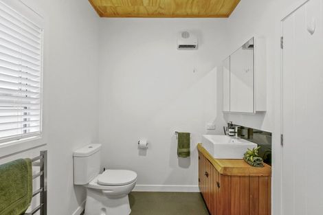 Photo of property in 828 Dover Road, Okato, New Plymouth, 4374