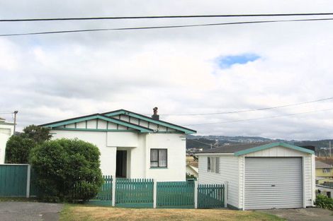 Photo of property in 104 Wexford Road, Miramar, Wellington, 6022