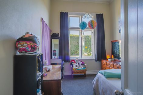 Photo of property in 5 Main Road, Pleasant Point, 7903