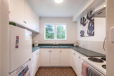 Photo of property in 86 Black Rock Road, Newlands, Wellington, 6037