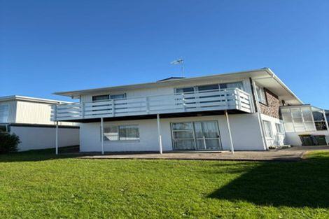 Photo of property in 23 Stapleford Crescent, Browns Bay, Auckland, 0630