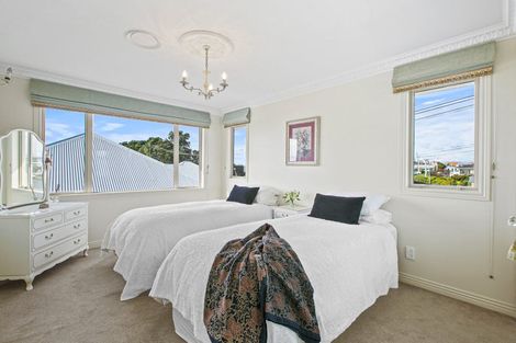 Photo of property in 448 Devon Street West, Lynmouth, New Plymouth, 4310