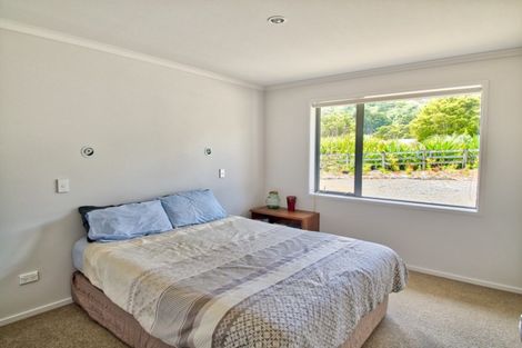 Photo of property in 9 Crawford Road, Maungakaramea, 0178