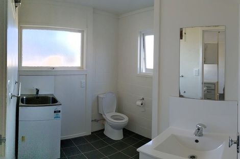 Photo of property in 1/37 Oriana Avenue, Lynfield, Auckland, 1042