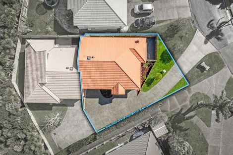 Photo of property in 1/52 Donald Street, Stanmore Bay, Whangaparaoa, 0932