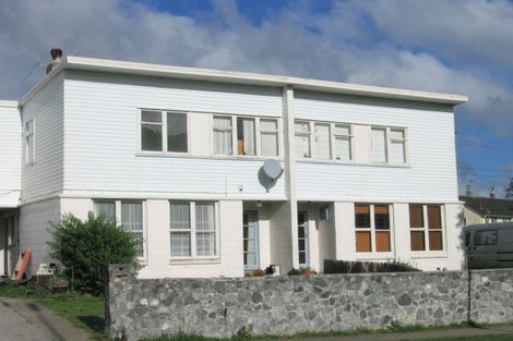 Photo of property in 2/1401 High Street, Taita, Lower Hutt, 5011