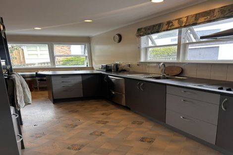 Photo of property in 2a Chapman Road, Te Atatu Peninsula, Auckland, 0610