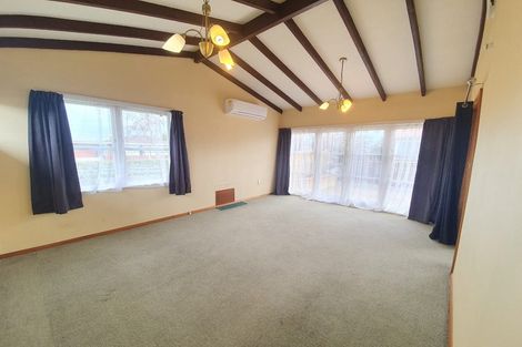 Photo of property in 39 Abraham Crescent, Milson, Palmerston North, 4414