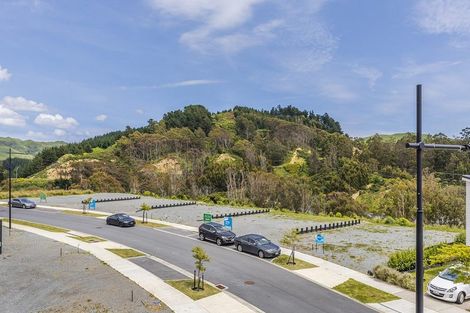 Photo of property in 43 Holystone Road, Whitby, Porirua, 5024