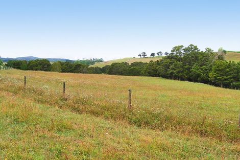 Photo of property in 255 Gibbons Road, Kaiwaka, 0573