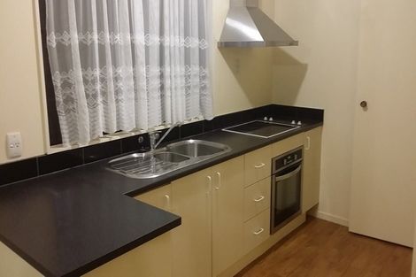 Photo of property in 15 Sabot Place, Massey, Auckland, 0614