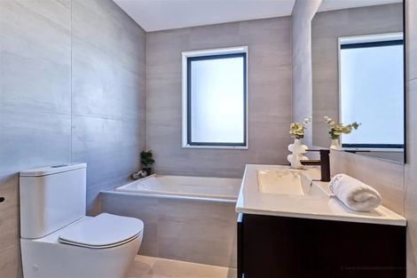 Photo of property in 17a Waka Ama Road, Karaka, Papakura, 2113