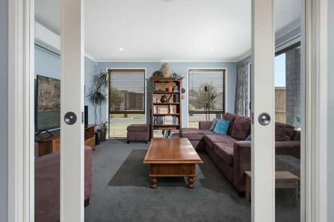 Photo of property in 36 Awatira Drive, Papamoa Beach, Papamoa, 3118