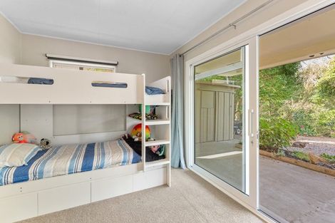 Photo of property in 140 Matai Road, Raumati Beach, Paraparaumu, 5032