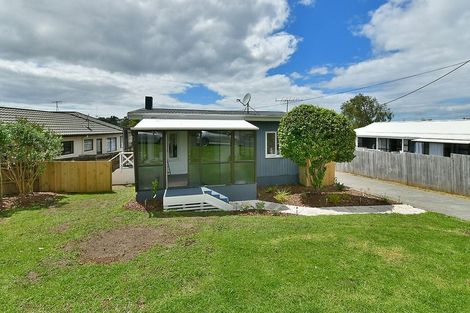 Photo of property in 21 Brixton Road, Manly, Whangaparaoa, 0930