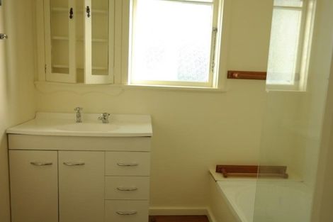 Photo of property in 40 South Terrace, Picton, 7220