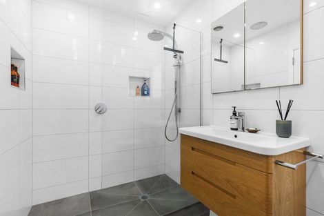 Photo of property in 23 Hudson Street, Island Bay, Wellington, 6023