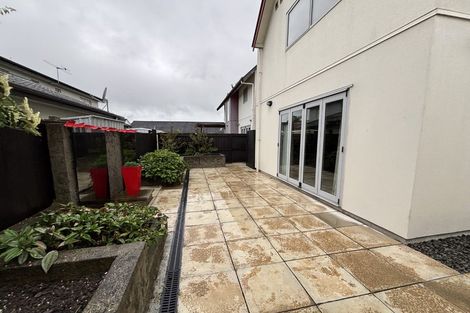 Photo of property in 2 Olympic Lane, Edgeware, Christchurch, 8013