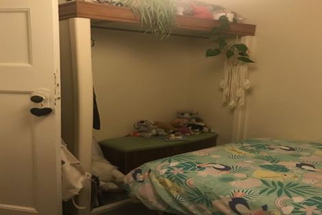 Photo of property in 232 Sutherland Road, Lyall Bay, Wellington, 6022