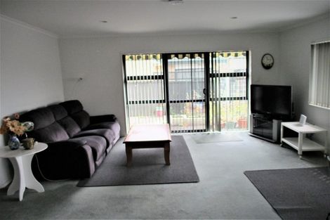 Photo of property in 1/39 Hall Street, Pukekohe, 2120