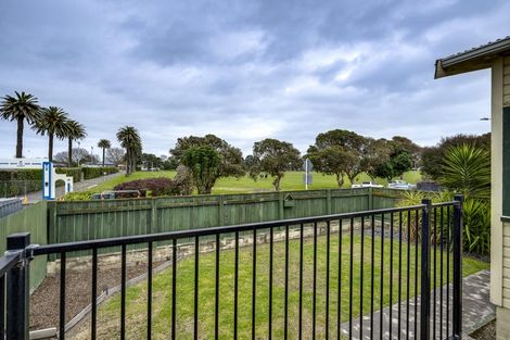 Photo of property in 70 Te Awa Avenue, Te Awa, Napier, 4110