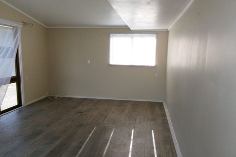 Photo of property in 4 First Avenue, Glenbrook, Waiuku, 2681