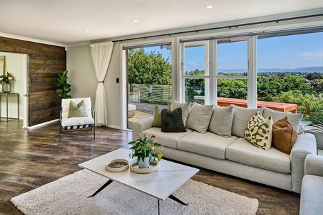 Photo of property in 71 Wyndrum Avenue, Waterloo, Lower Hutt, 5011