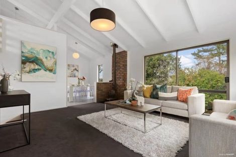 Photo of property in 95 Oreil Avenue, West Harbour, Auckland, 0618