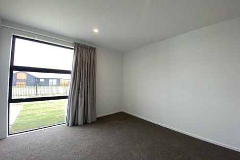 Photo of property in 12 Larissa Road, Halswell, Christchurch, 8025