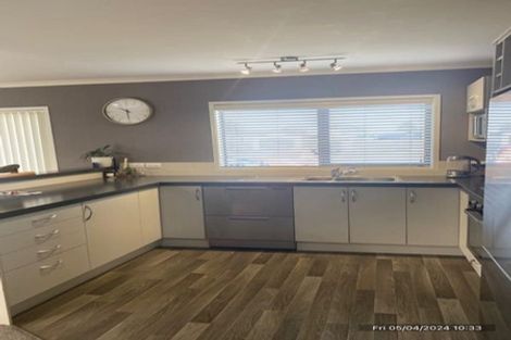 Photo of property in 1a Haggitt Street, Feilding, 4702