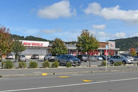 Photo of property in 25a Deller Grove, Silverstream, Upper Hutt, 5019