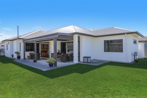 Photo of property in 8 Waitaki Way, Poraiti, Napier, 4112