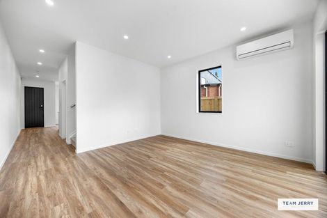 Photo of property in 38 Stableford Crescent, Opaheke, 2113