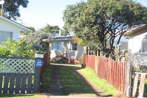 Photo of property in 23 Ronald Place, Manurewa, Auckland, 2102