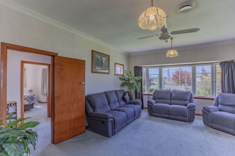 Photo of property in 2070 State Highway 2, Waipukurau, 4285