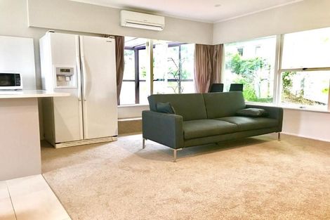 Photo of property in 2/5 Keldale Place, Forrest Hill, Auckland, 0620