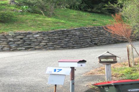 Photo of property in 19 Vista Crescent, Maoribank, Upper Hutt, 5018