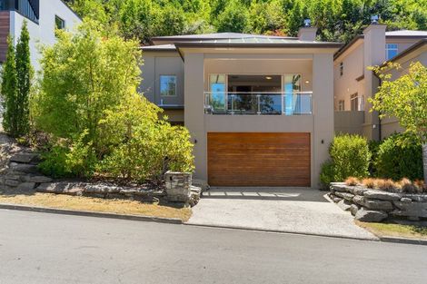 Photo of property in 10b Vancouver Drive, Queenstown, 9300