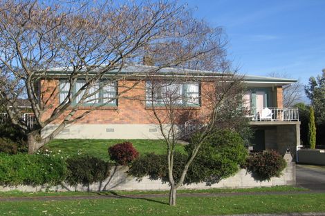 Photo of property in 14 Pelorus Street, Glenview, Hamilton, 3206