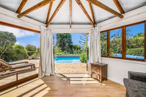 Photo of property in 27 Evelyn Road, Cockle Bay, Auckland, 2014