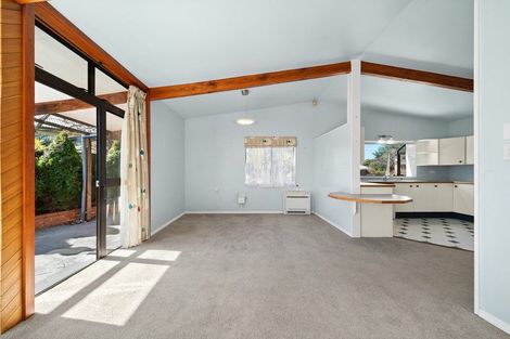 Photo of property in 3 Barrett Place, Carterton, 5713