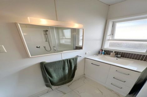 Photo of property in 22 Dolbear Street, Titirangi, Auckland, 0604