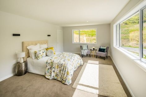 Photo of property in 92 Silverstream Road, Crofton Downs, Wellington, 6035