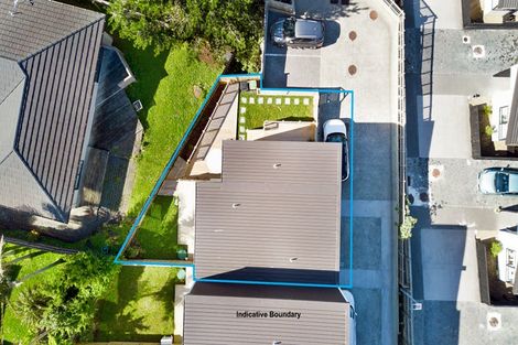 Photo of property in 8/105 Hobsonville Road, West Harbour, Auckland, 0618