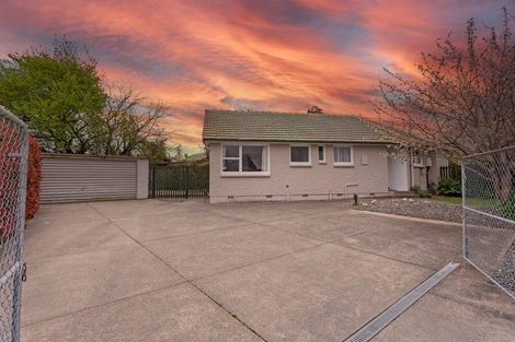 Photo of property in 2 Clipper Place, Redwood, Christchurch, 8051
