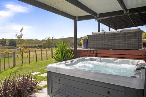 Photo of property in 338 Valley Road, Colyton, Feilding, 4775