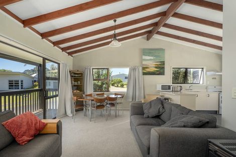 Photo of property in 1 Norfolk Place, Tairua, 3508