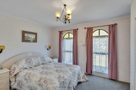 Photo of property in 1 Lantana Avenue, Bell Block, New Plymouth, 4312