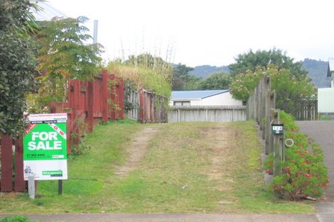 Photo of property in 124b Charleston Avenue, Whangamata, 3620
