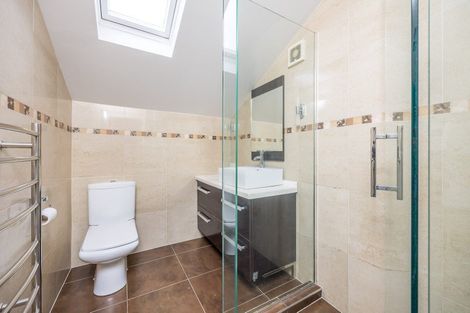 Photo of property in 386 Lake Road, Takapuna, Auckland, 0622